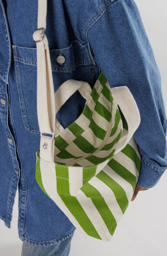 canvas striped shoulder bag by baggu