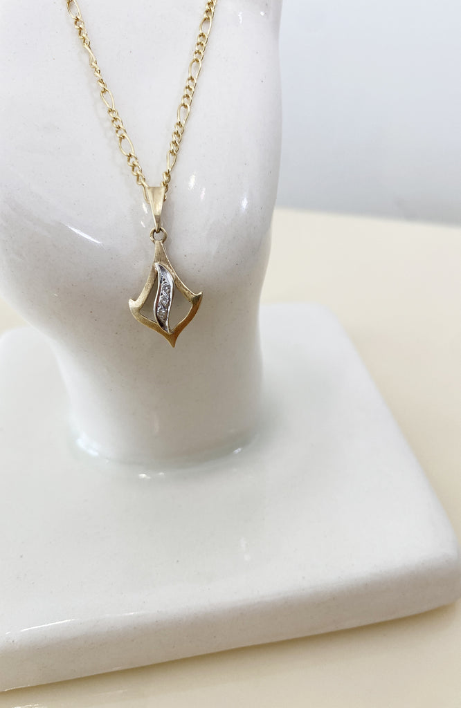14k yellow golf wave pendant with cz diamonds pendant 